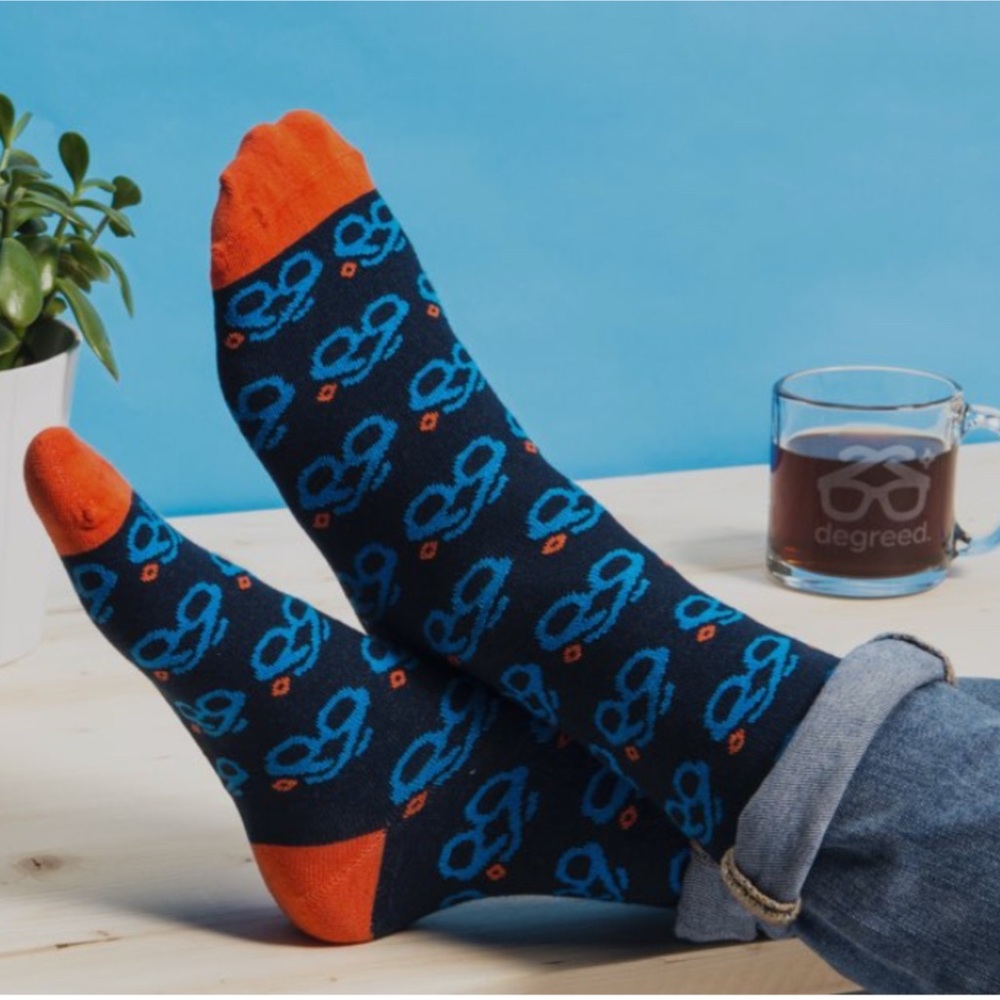 Degreed Fun Nerd Socks with Glasses pattern